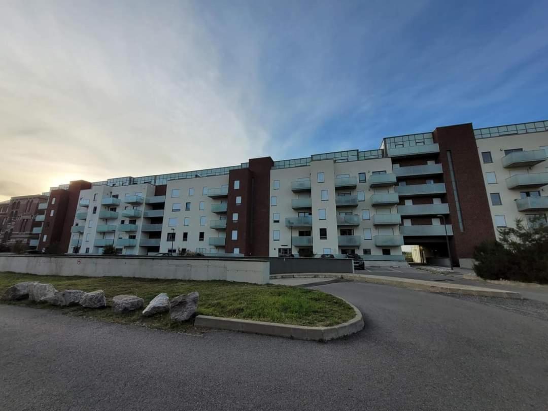 L'Alteia - L'Appartement Les Pieds Dans L'Eau Avec Place De Parking Prive Et Acces Direct A La Plage Berck Exterior photo